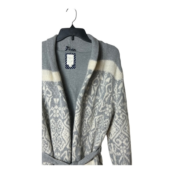1397. ANTHROPOLOGIE BY ELOISE INTRASIA FAIR ILSE CARDIGAN/ROBE MEDIUM GRAY/CREAM - Picture 4 of 12